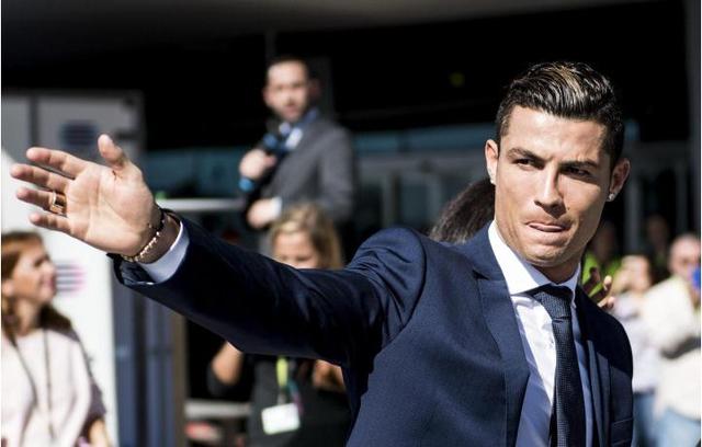 美记：除非莫兰特申请交易或有巨额报价，否则灰熊不会交易他（美媒：除非莫兰特主动申请或对方开出巨额报价，灰熊无意交易他）