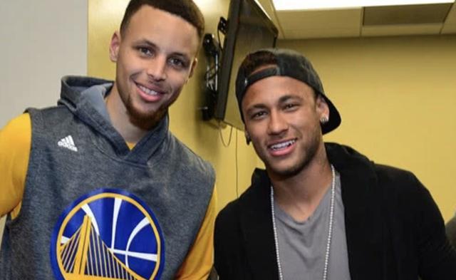 意媒：德国警方正调查以色列球迷在斯图加特演唱的歧视性歌曲（意媒称德国警方正就以色列球迷在斯图加特演唱涉嫌歧视歌曲展开调查）