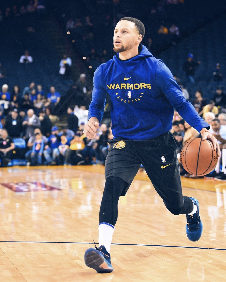 中国足协持证教练突破11.4万（中国足协持证教练人数超11.4万）