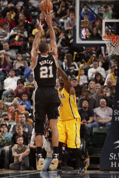 孔帕尼：阿森纳几乎没有明显弱点；格纳布里的情况看起来不错（孔帕尼称阿森纳难觅弱点；格纳布里情况乐观）