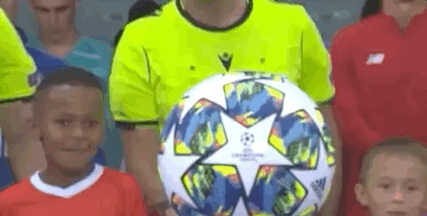 五星体育《体育新闻》：狠抓细节、加速磨合 蔡斌与上海女排再走争冠路（五星体育《体育新闻》：细节致胜、加速磨合 蔡斌率上海女排再启冲冠征程）