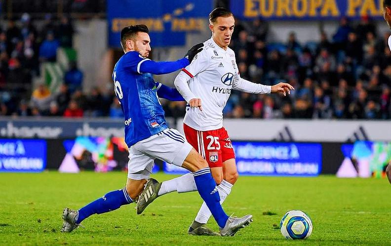 阿斯：健康的夸西比受伤的夸西更灾难，总出现惊世骇俗的失误（阿斯：健康版夸西比带伤时更糟，屡屡上演离谱失误）