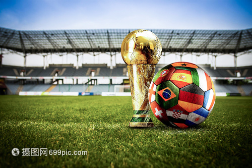 阿斯：利物浦拜仁领跑格伊争夺战，皇马因其高薪高签字费退出（阿斯：利物浦、拜仁在格伊竞逐中领先，皇马因薪资与签字费过高放弃引进）