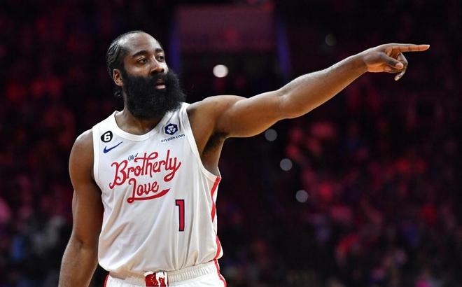 孔蒂：卡拉巴赫是这赛季的欧冠黑马；卢卡库还没做好复出准备（孔蒂称卡拉巴赫为本季欧冠黑马，卢卡库复出尚未就绪）