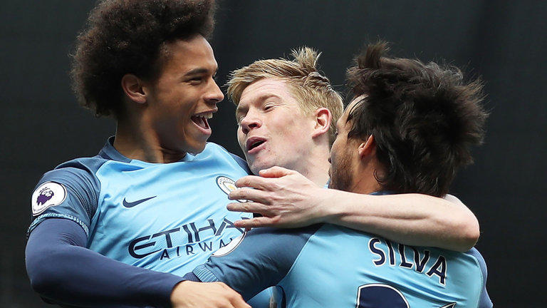 TA跟队：谢什科的谈判周三开始有进展，曼联还处于试探性阶段（TA记者：谢什科谈判自周三起有起色，曼联仍处于试探阶段）