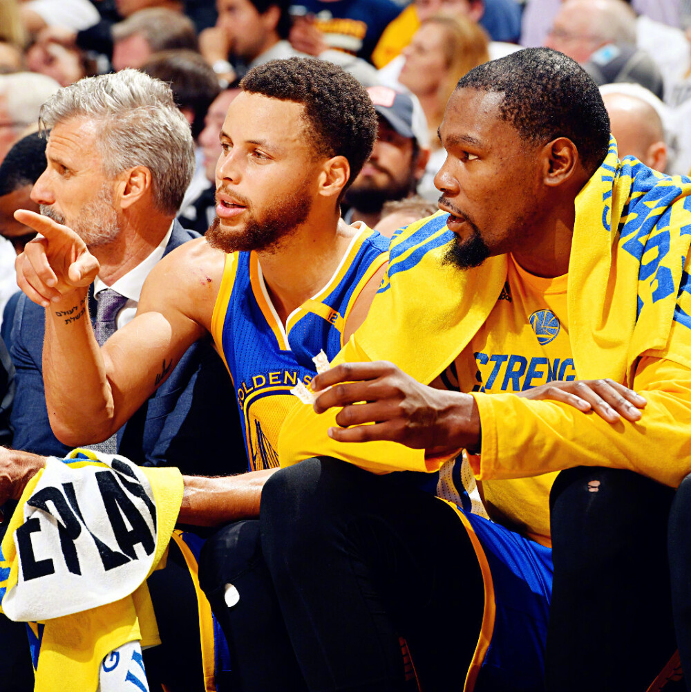 曼城仍有意签下法国国脚阿克利乌舍（曼城持续有意引进法国国脚阿克利乌舍）