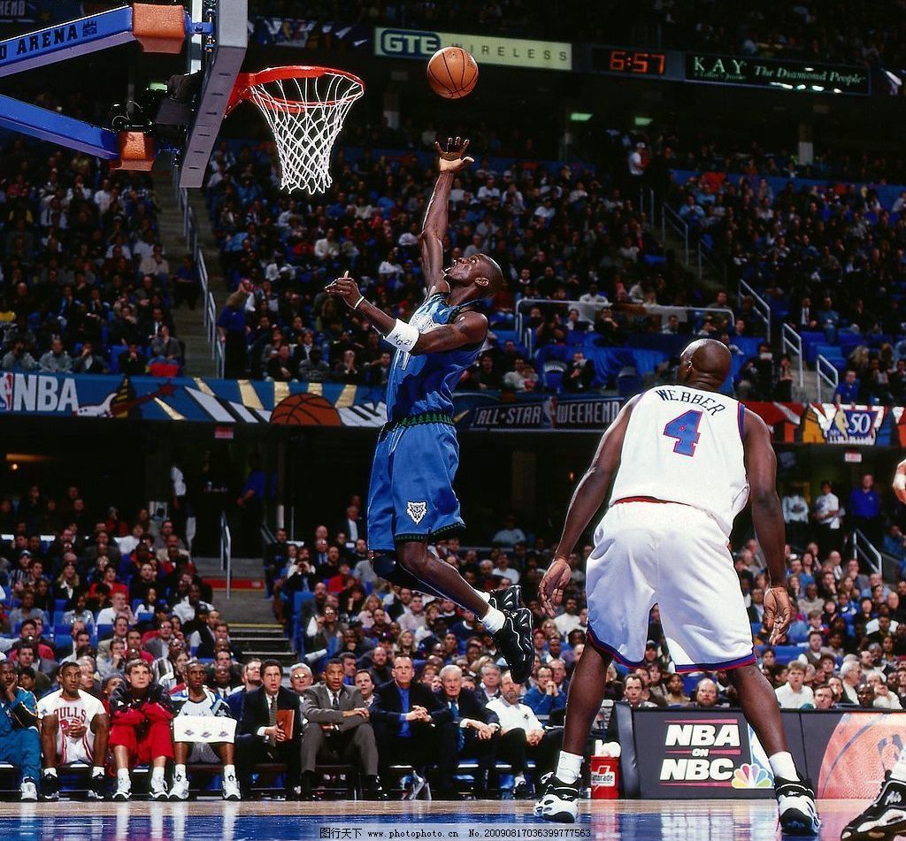 久违了，伊藤洋辉自今年3月以来首次进入拜仁比赛大名单（阔别数月，伊藤洋辉首度重返拜仁比赛名单）