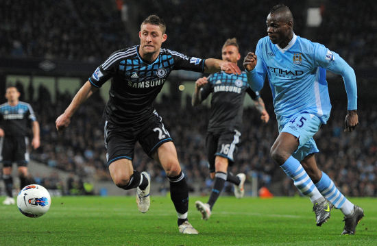 意媒：米兰和切尔西关注雷恩18岁高中锋梅特（意媒：米兰、切尔西盯上雷恩18岁高大型中锋梅特）