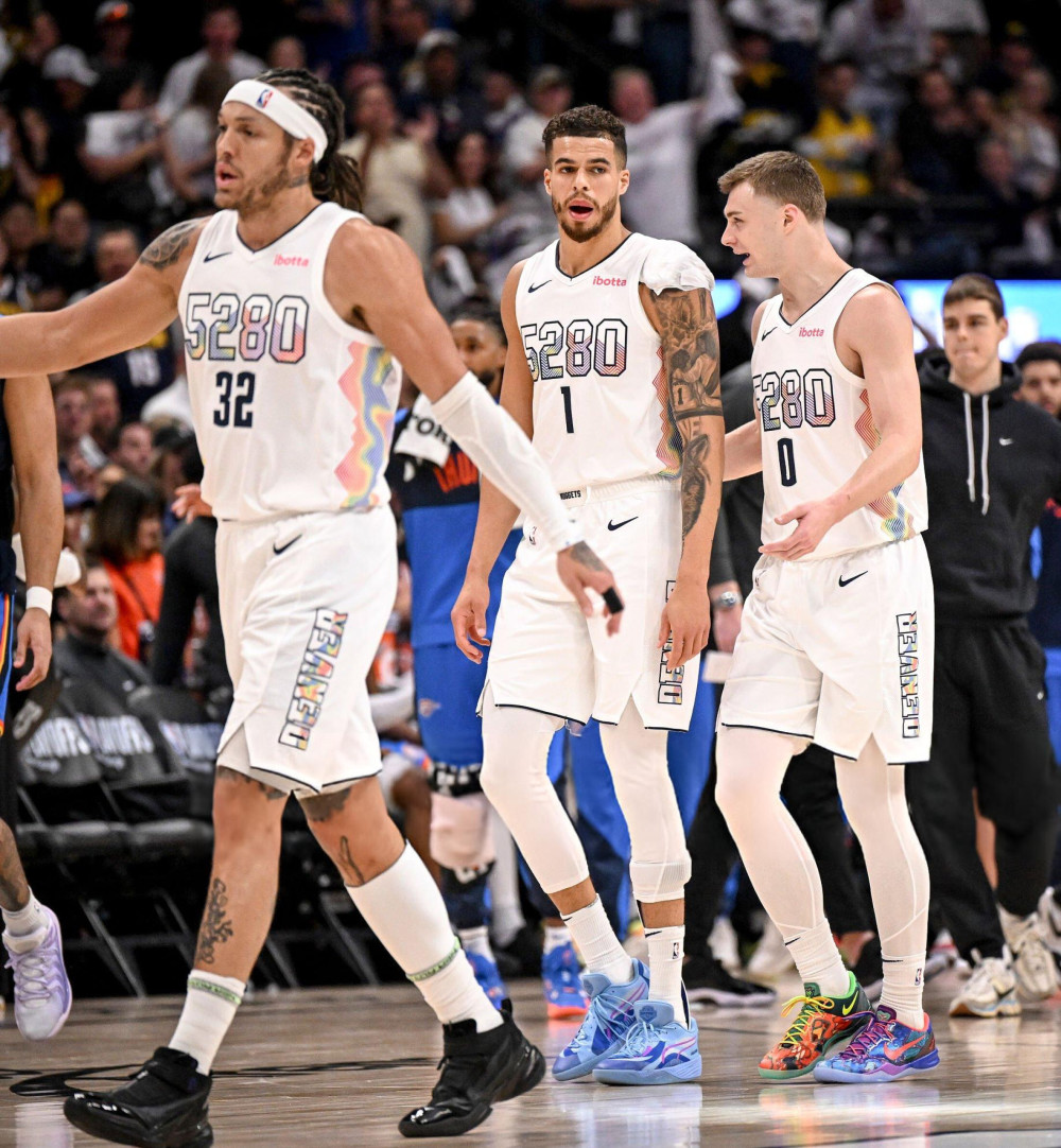 发布会变感谢会，李霄鹏赛后向各方致谢（赛后发布会成感谢时刻，李霄鹏向各界致谢）