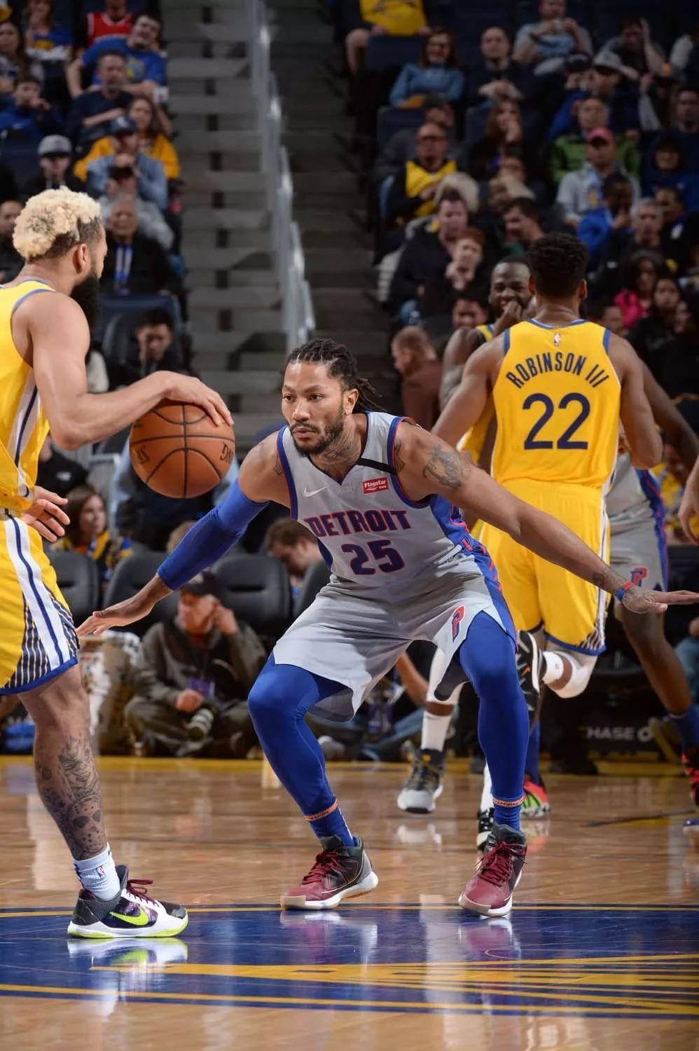 川崎前锋官方：效力10年的40岁韩国前国门郑成龙将自由身离队（川崎前锋官宣：40岁韩国前国门郑成龙十年效力后将以自由身离队）